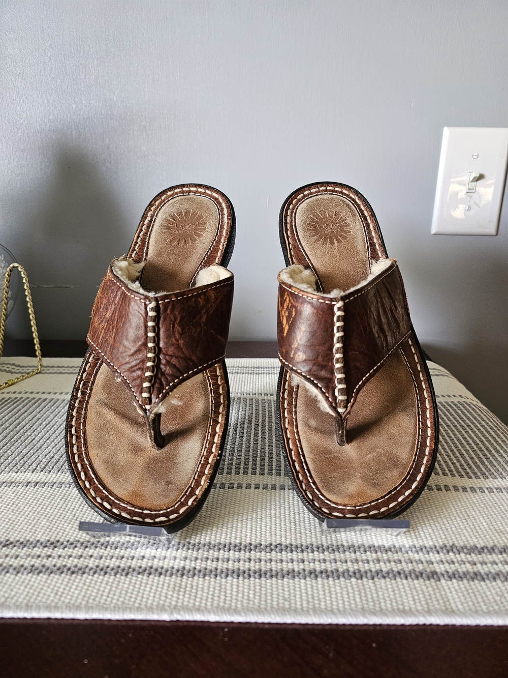 UGG Brown Leather Thong Sandals with Shearling Trim